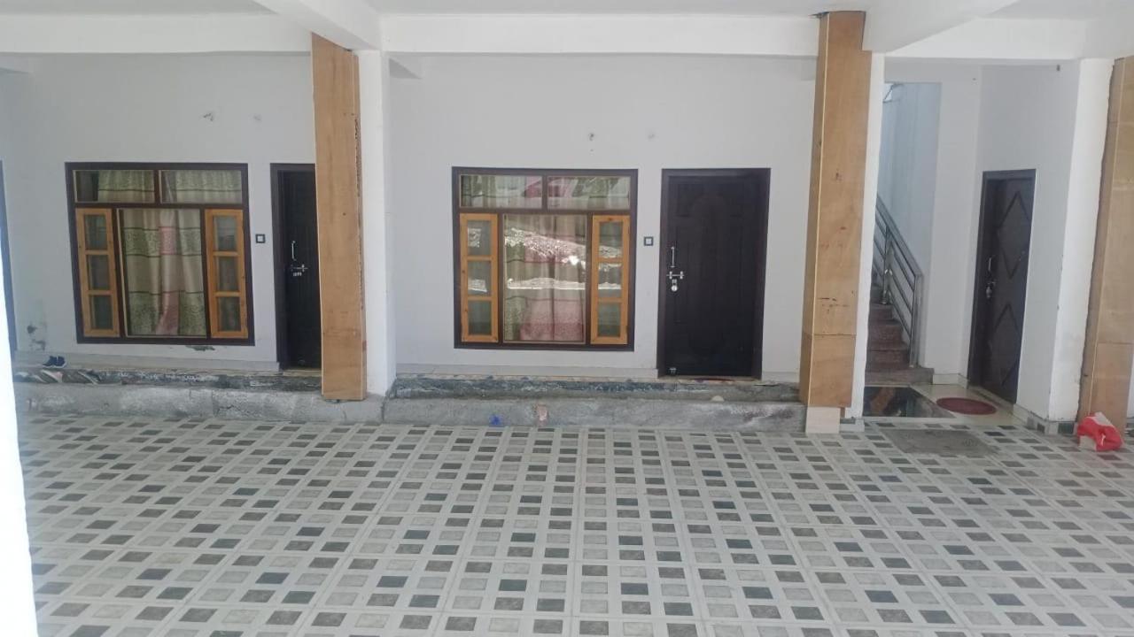 Rahul Hotel & Restaurant Mussoorie Exterior photo