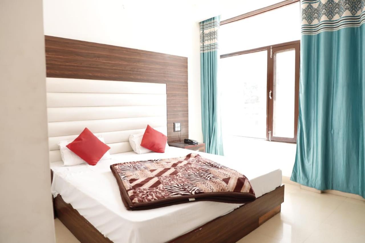 Rahul Hotel & Restaurant Mussoorie Exterior photo