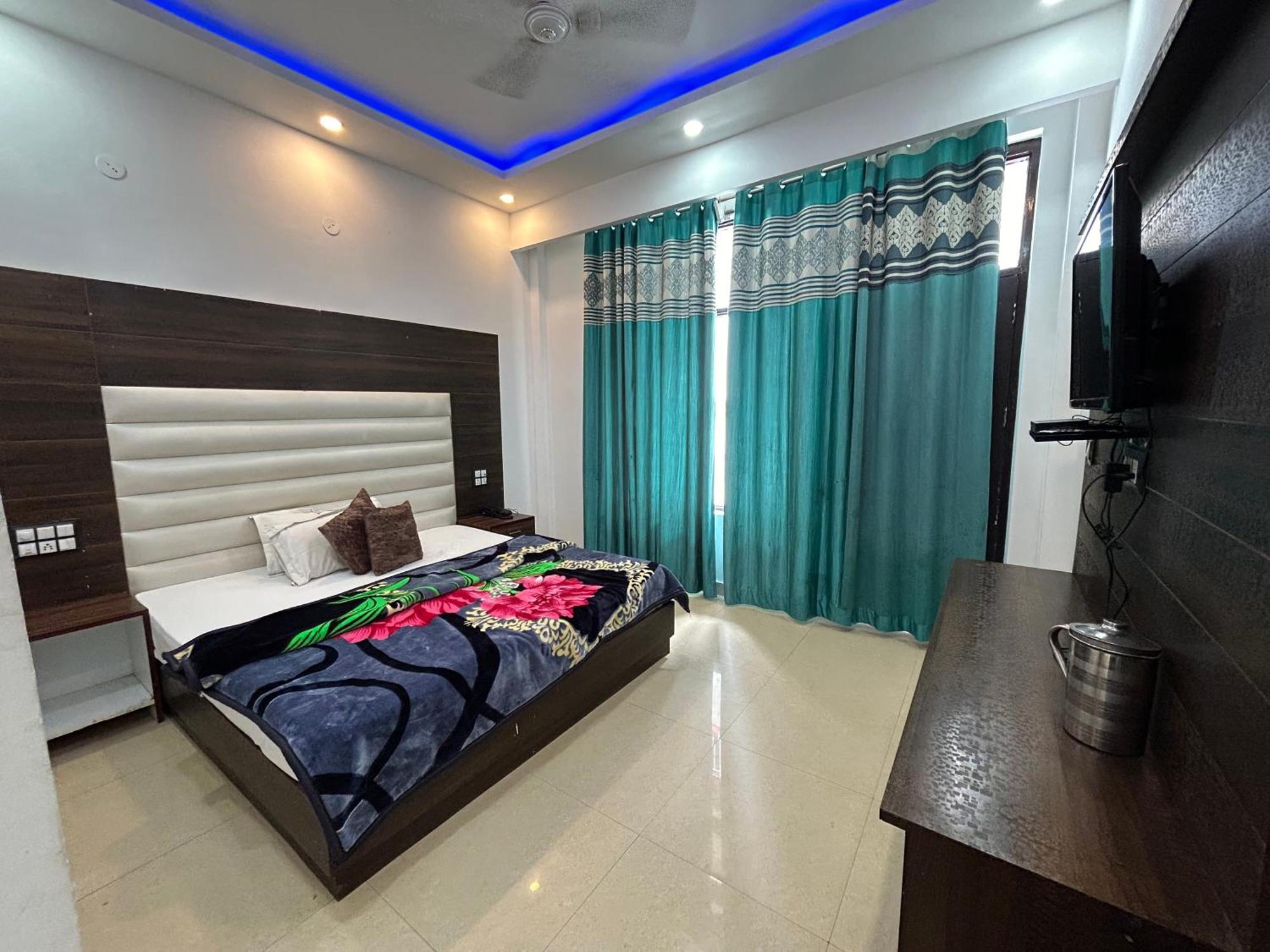 Rahul Hotel & Restaurant Mussoorie Exterior photo