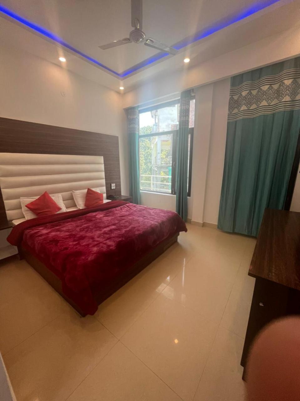 Rahul Hotel & Restaurant Mussoorie Exterior photo