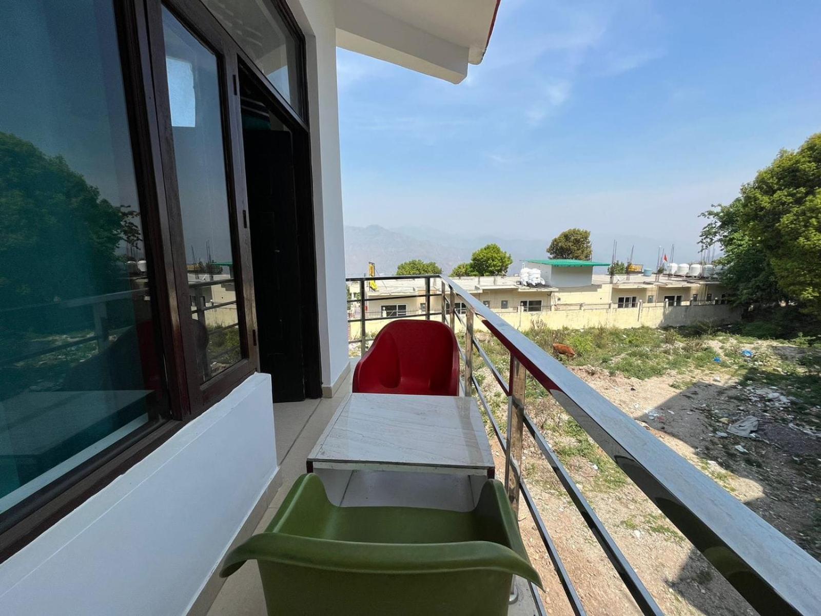 Rahul Hotel & Restaurant Mussoorie Exterior photo