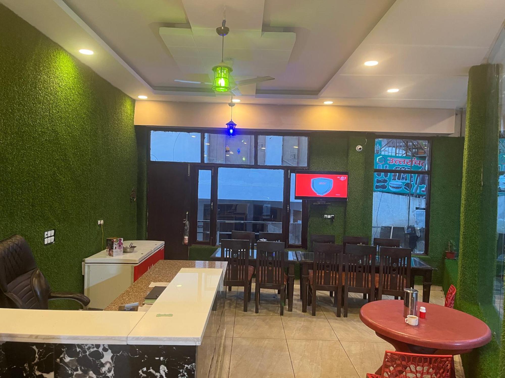 Rahul Hotel & Restaurant Mussoorie Exterior photo